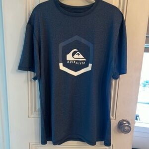 Quiksilver rashguard